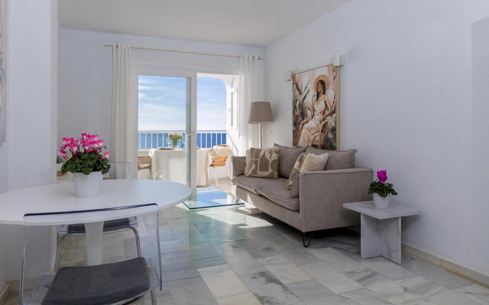 Oceanfront Mijas Apartment Luaran gambar